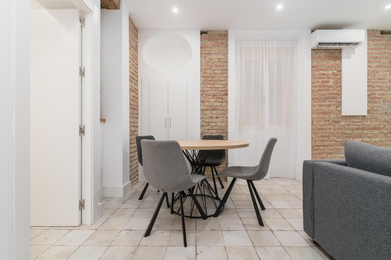 מאלגה Suite Homes Sweet Alamos III מראה חיצוני תמונה